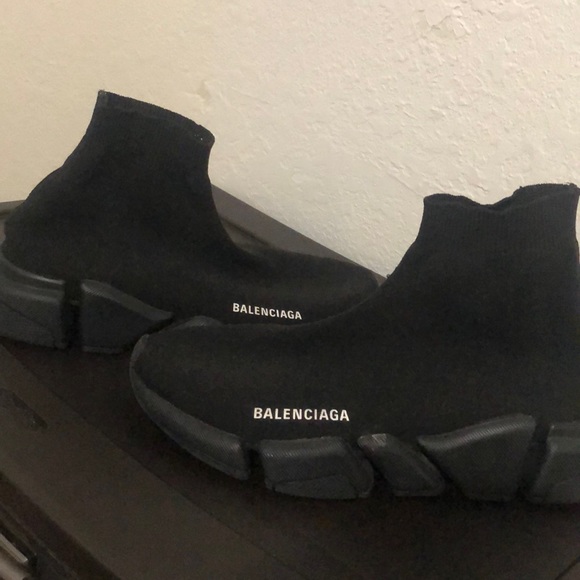 ALL BLACK BALENCIAGA SPEED SNEAKERS - Picture 2 of 4